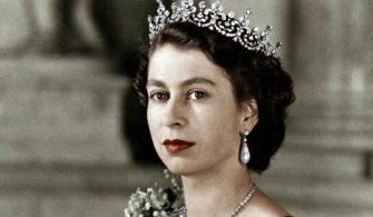 1441400956-1441370783-1441292686-landscape-1441142601-queen-elizabeth-ii-crown